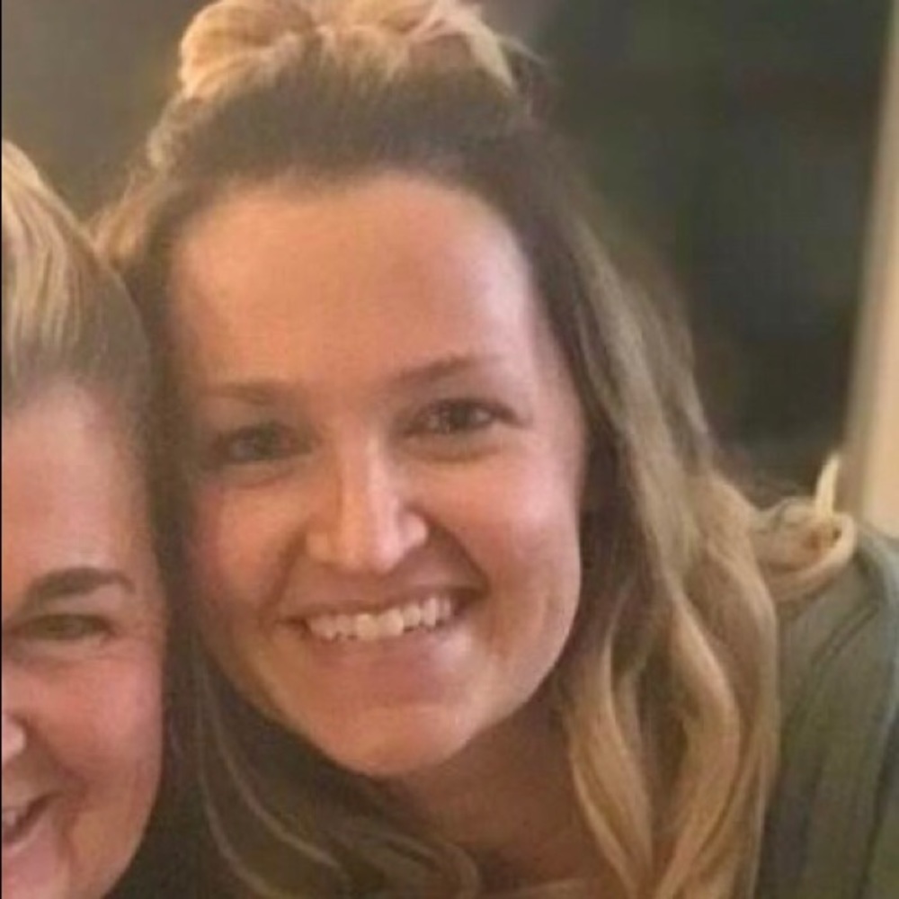 Meet your Posher, Avery
